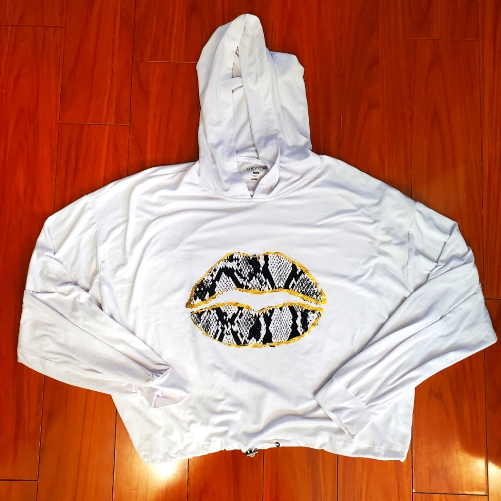 Lips crop hoodie